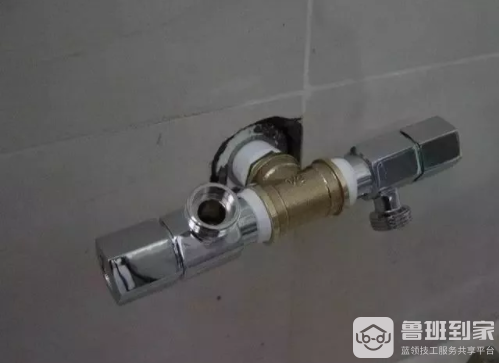这样的马桶安装方法不会有异味
