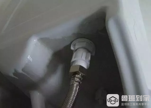 这样的马桶安装方法不会有异味