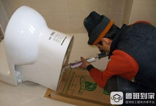 马桶安装，自己都可以完美完工