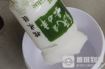 糯米胶贴墙纸步骤—怎么用糯米胶贴墙纸