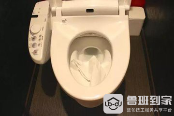 卫生纸把马桶堵了怎么办？1分钟教你快速解决