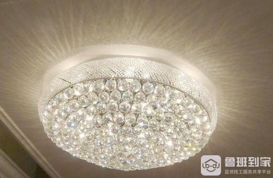 选购水晶灯烦恼？水晶灯选购技巧须知道