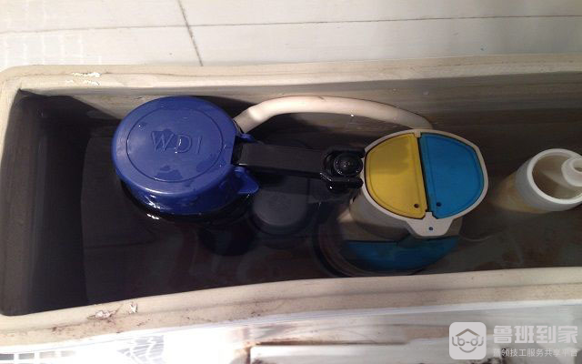 马桶水箱漏水？看看是什么问题