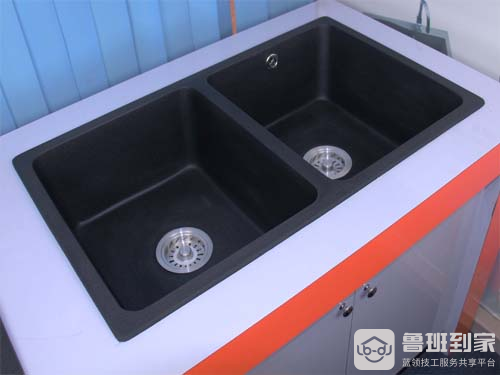 厨房水槽安装台中盆