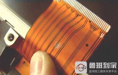 笔记本电脑显示器排线坏了怎么修