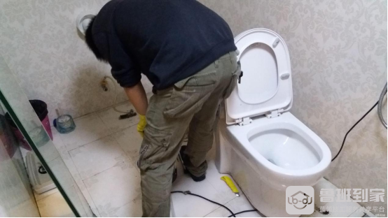 马桶维修