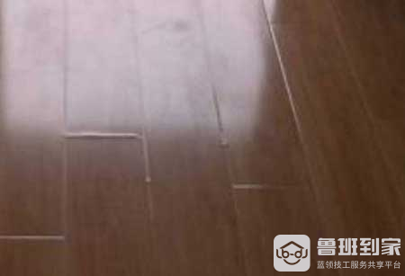 地板漆起泡