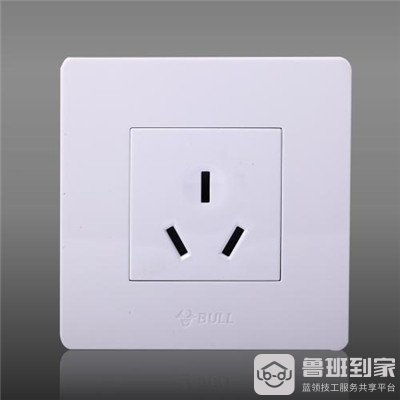 二孔插座和三孔插座的区别
