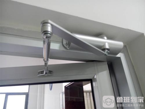 外开门闭门器有什么种类？有什么安装技巧