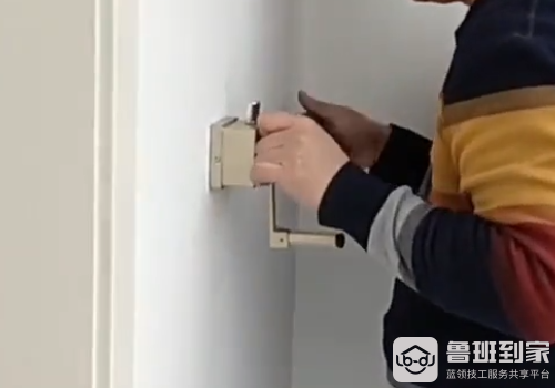 尼普晾衣架安装图1