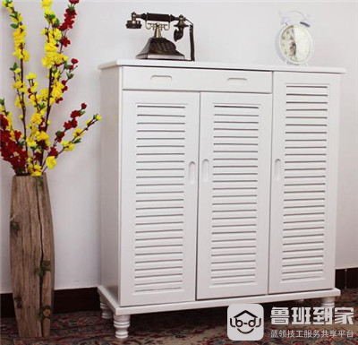 定制鞋柜门用什么材料？