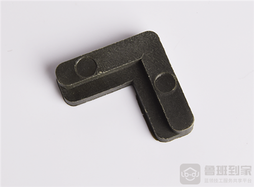 纱窗角码怎么取出来？