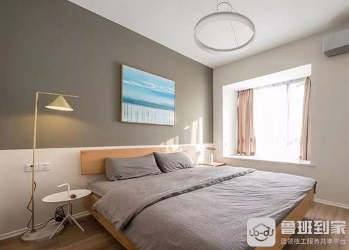 床头挂画一般什么尺寸合适 床头挂画的高度多少合适
