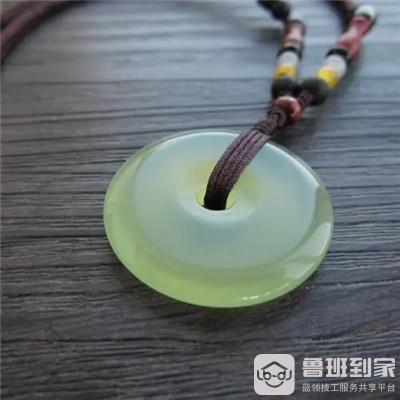 岫玉是最不值钱的玉吗？这就来给你解答