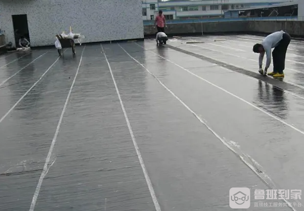 房顶漏水最好补漏方法是什么？屋顶漏水可以用哪些材料来补漏