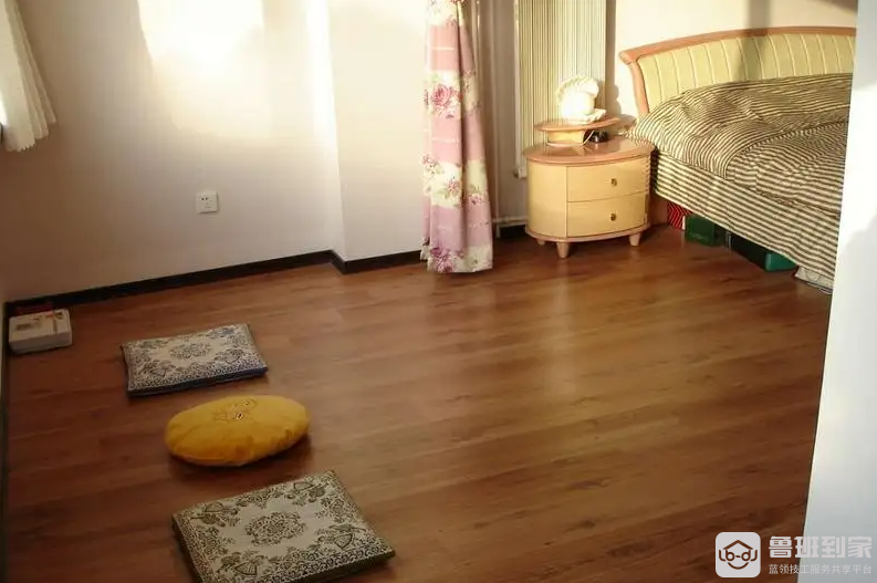 什么是复合木地板，复合木地板如何正确清洁和保养