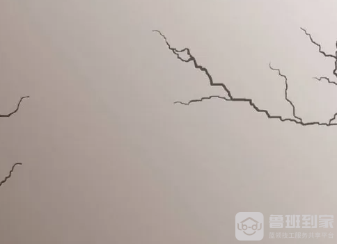 墙体裂缝产生的原因是什么，墙体开裂怎么办