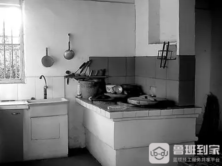 灶台高度一般是多少，灶台材质选择哪种比较好