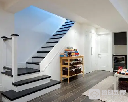 家居裝修，復式樓梯設計技巧有哪些