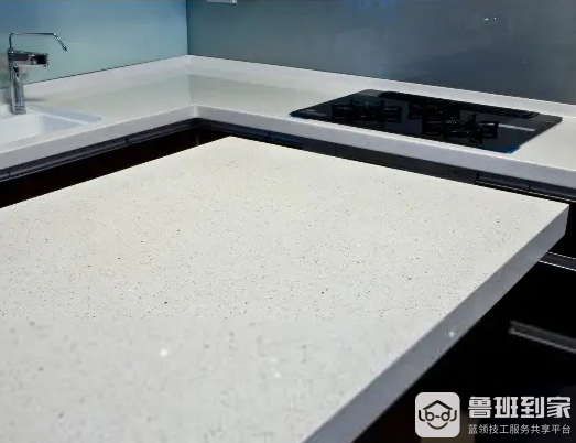 厨房台面宽度一般多少，厨房台面的颜色该如何选择