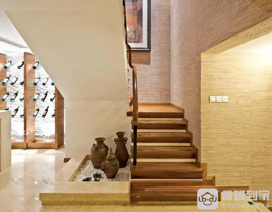 楼梯踏步高度尺寸是多少，楼梯踏步有哪些材质