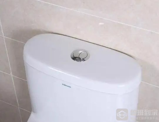 水箱漏水是什么原因造成的，清理马桶注意事项有哪些