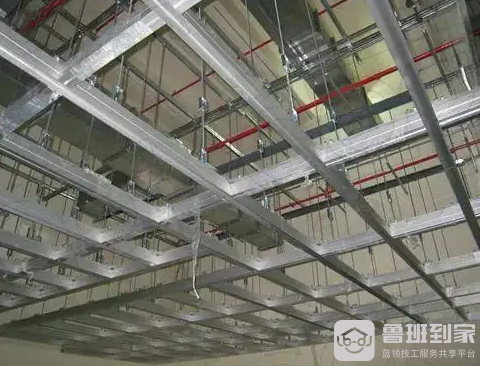 什么是主龙骨和副龙骨，木龙骨施工有哪些注意事项