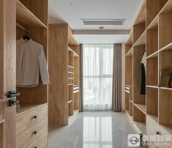 什么是步入式衣帽间，步入式衣帽间有哪些优缺点
