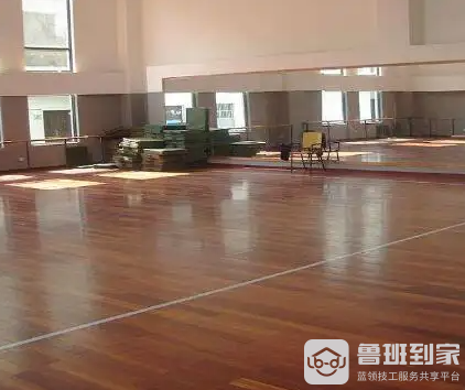 实木运动地板特点是什么，实木运动地板选购技巧有哪些
