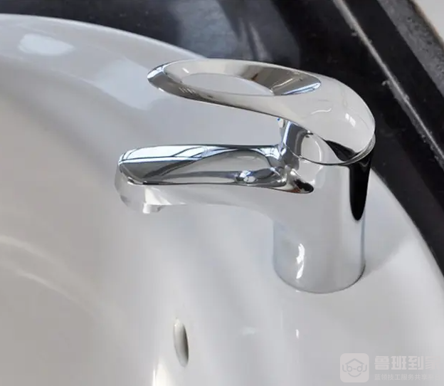 厨房冷热水龙头的选购方法有哪些，厨房冷热水龙头怎么拆