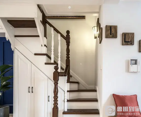 踏步一般宽多少，安装楼梯需注意什么