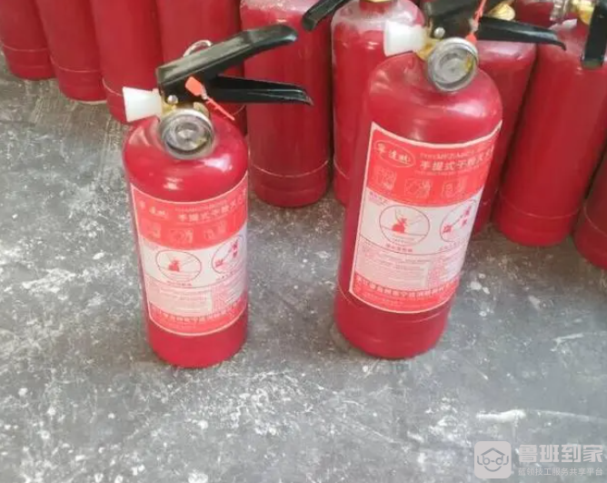 干粉灭火器原理是什么，干粉灭火器适用于哪些地方