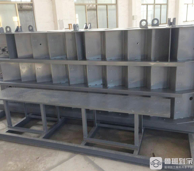 槽形板的特点是什么，肋形板跟槽形板的区别是什么