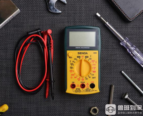 万用表怎么测电压，购买万用表该注意什么