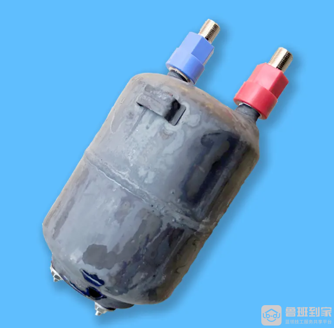热水器内胆漏水怎么修，热水器内丹是什么材质