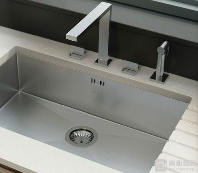 1810不锈钢是食品级吗，不锈钢材质的优缺点有哪些