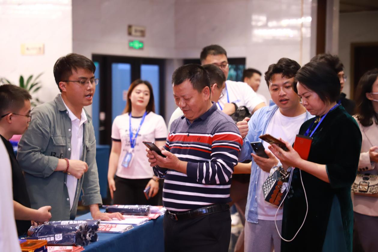 2023中山古镇灯饰电商产业发展峰会成功举办，助力灯饰行业高质量发展