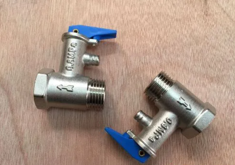 热水器泄压阀怎么安装和使用