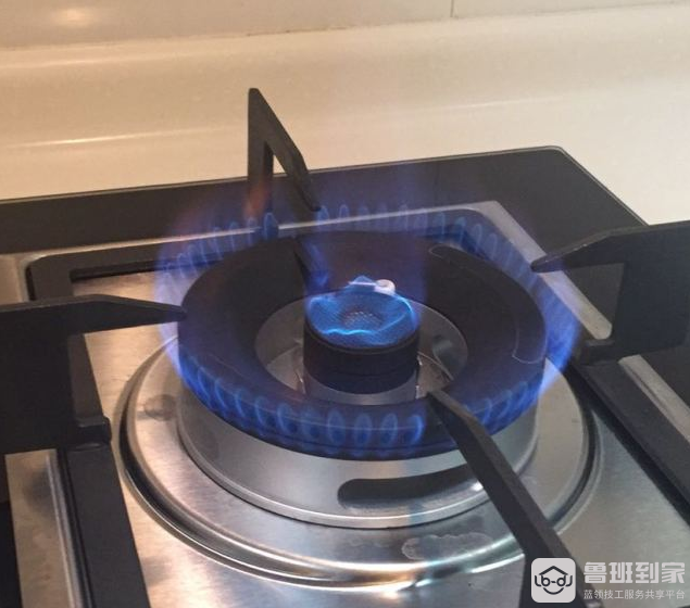 天然气灶打不着火是什么原因，天然气灶打不着火怎么解决