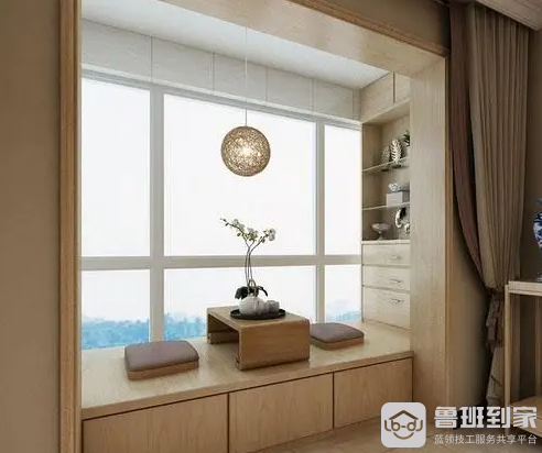 安装阳台门窗