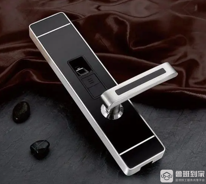 半岛BOB·中国官方网站指纹门锁原理是什么指纹门锁结构构成是什么(图1)