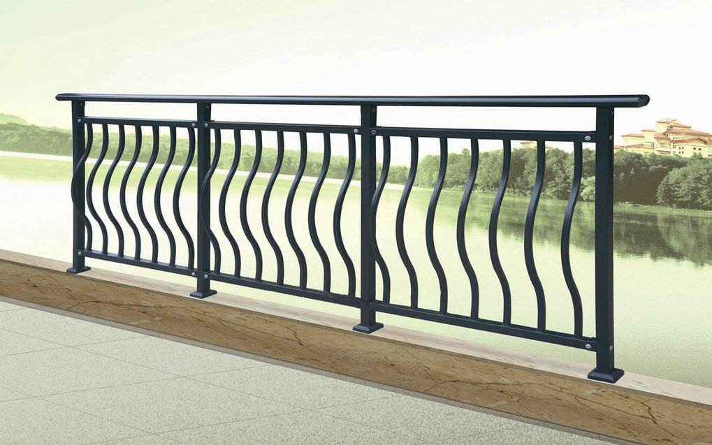 实用阳台护栏材质及选购,快速挑选安全好护栏