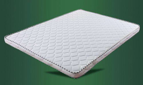 草垫床垫由甘草纤维编制而成,质地较硬,的价格相对较低.