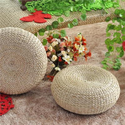 草编坐垫的编织方法,自己可以动手试下